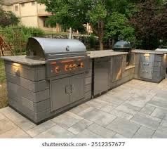 Outdoor kitchen grill